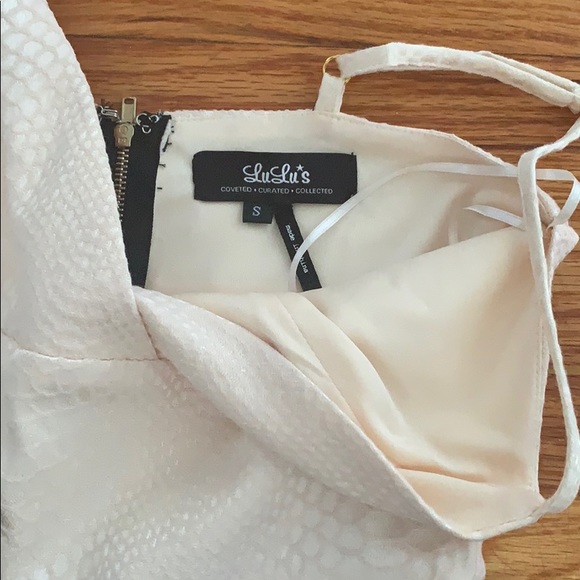 Multi-textured romper - Picture 3 of 4